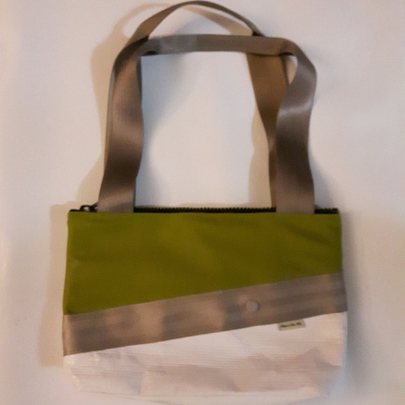 Mari Cla Ro Seatbelt Bag Tote Medium Chameleon Mariclaro - Picture 1 of 4